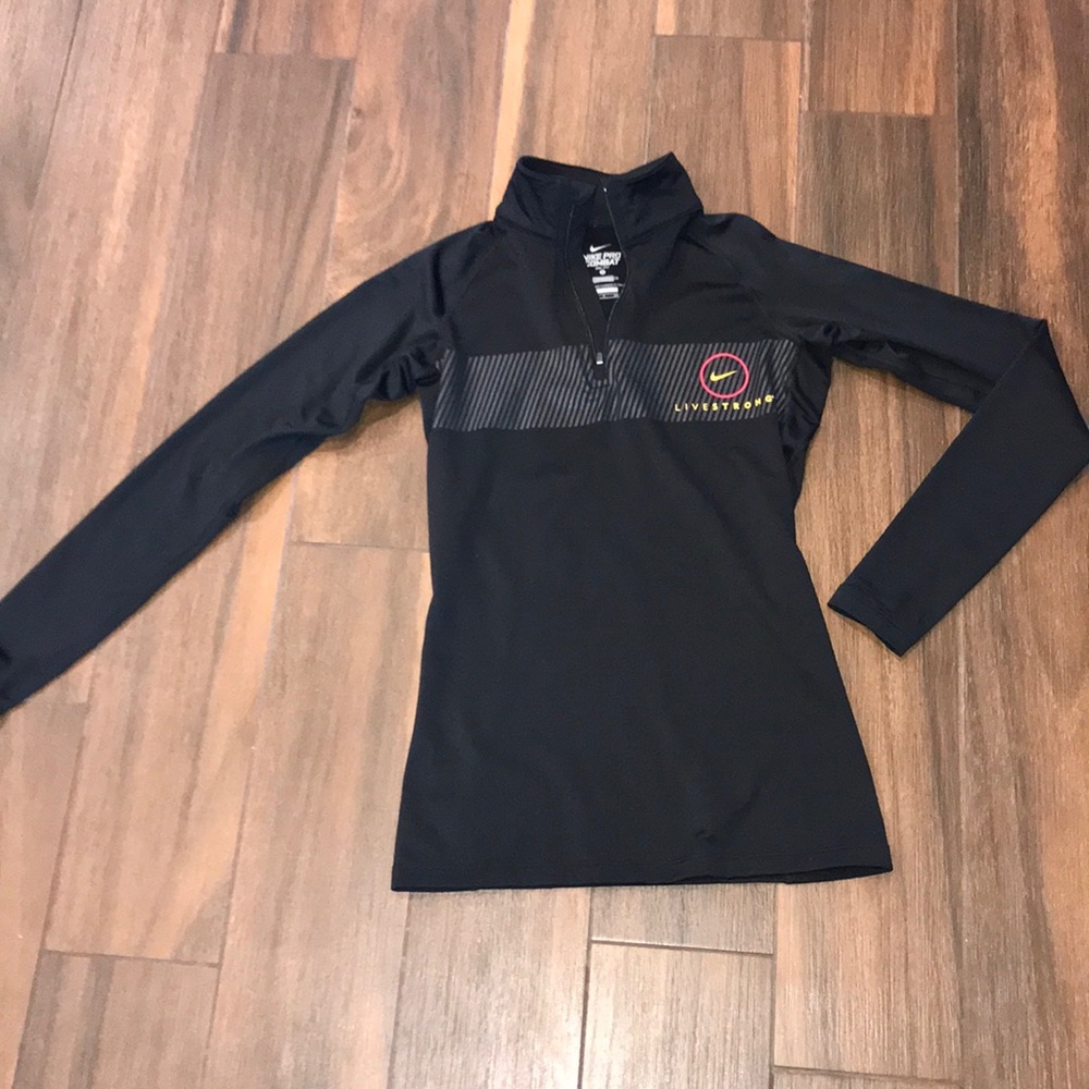 Nike compression livestrong 3/4 zip